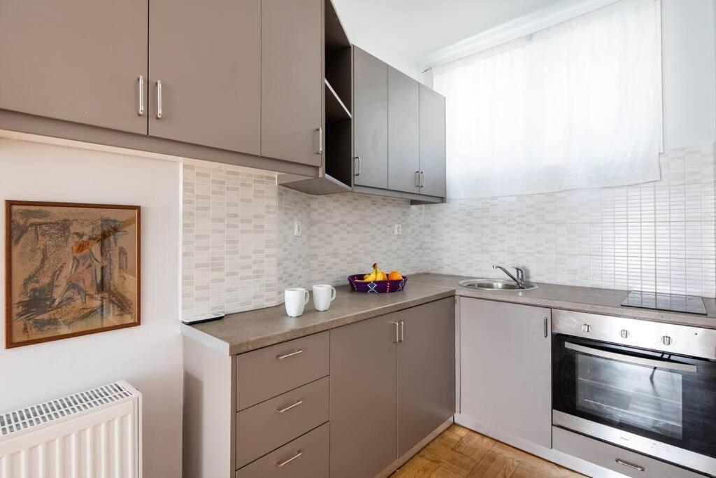 Newly Renovated, Quiet & Central Apartment In Kolonaki Athènes Extérieur photo
